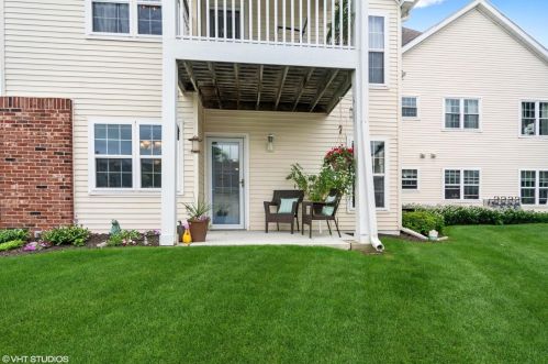 2925 Foggy Glen Dr, Valpo IN  46385-2988 exterior