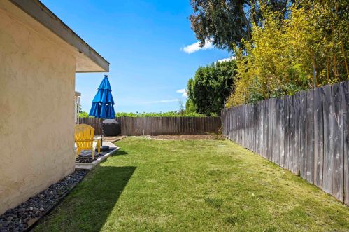 7990 Windsor Dr, La Mesa CA  91941-7808 exterior