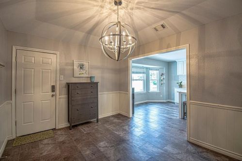 3118 Encino Dr, Dallas TX  75228-2370 exterior