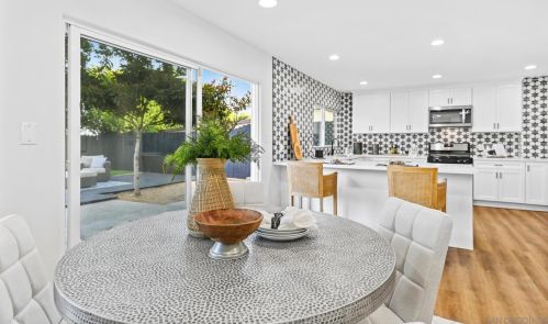 4031 Datcho Dr, San Diego CA 92117-4621 exterior