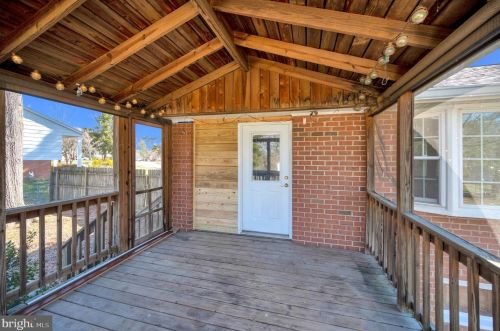 222 Betty Lewis Dr, Fredericksburg, VA 22405-2920