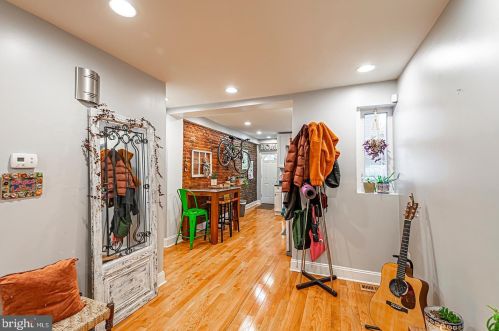 508 Dudley St, Philadelphia PA  19148-2519 exterior