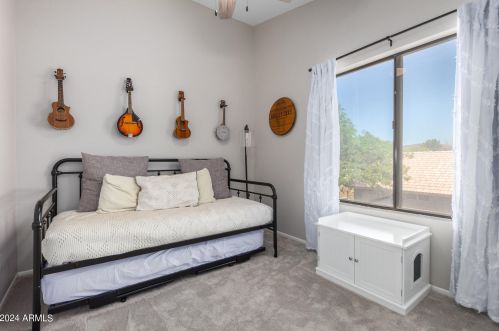 4210 Siesta Ln, Glendale AZ  85308-7504 exterior