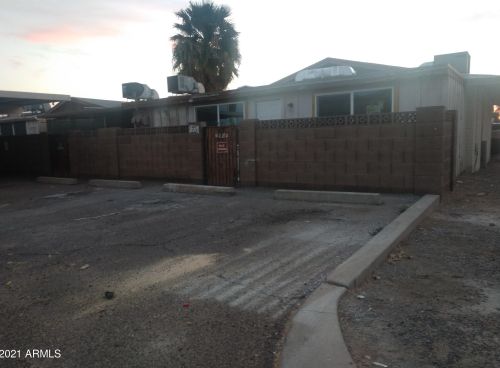 4816 71st Ln, Phoenix AZ  85033-1415 exterior