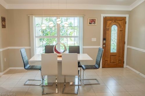 1806 13th Ter, Cape Coral, FL 33909-1601