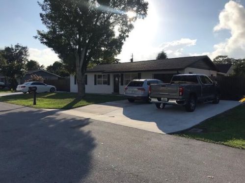 1141 Cheryl Rd, West Palm Beach, FL 33417-5871