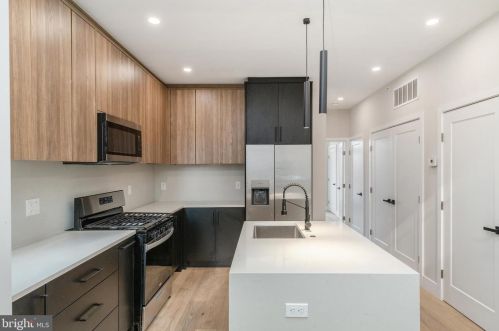 1810 Germantown Ave, Philadelphia PA 19133-1617 exterior