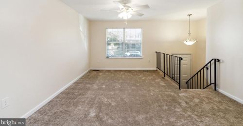 13504 Photo Dr, Woodbridge, VA 22193-3932