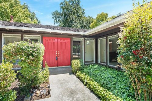 6564 Bose Ln, San Jose, CA 95120-4004