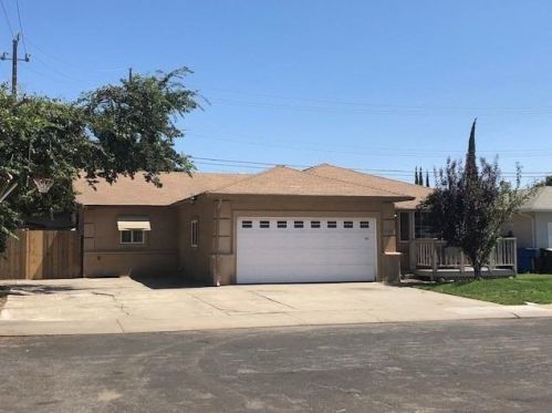 424 Dan St, Manteca, CA 95336-3708