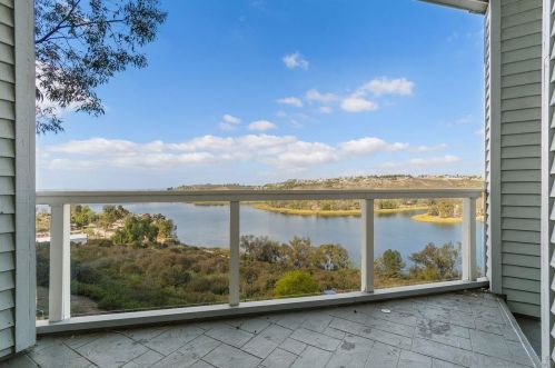 11040 Caminito Vista Pacifica, San Diego CA 92131-3301 exterior