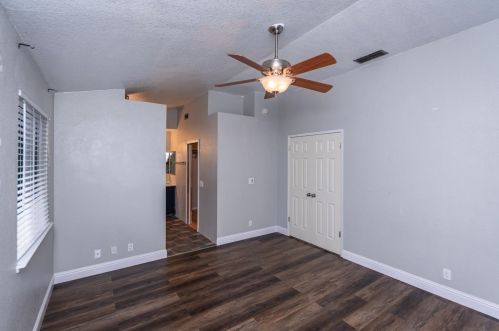 8975 Bramblewood Way, Elk Grove CA  95758-6003 exterior