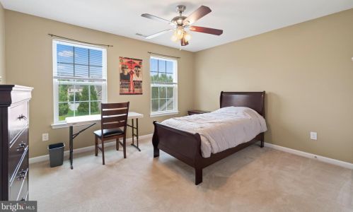 608 Archibald Ln, Florence NJ  08518-4010 exterior