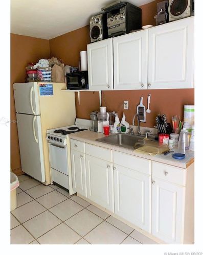 7870 30th St, Hollywood FL 33027-5302 exterior