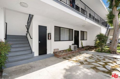 1422 Maple St, Glendale, CA 91205-2737