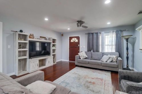 1766 Berrydale St, El Cajon CA  92021-3107 exterior