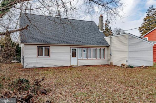 18 Sudberry Ln, Willingboro NJ  08046-1402 exterior