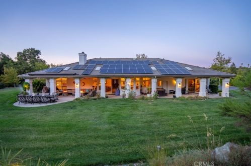 1440 Ridge Rd, Templeton CA  93465-9303 exterior
