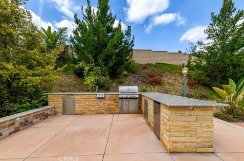 1021 Danton Dr, Glendora CA  91741 exterior