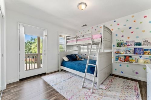 205 Sparkleberry Ave, Orange CA  92865-5012 exterior