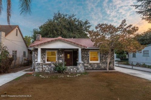 496 Mtn Vw St, Altadena CA  91001-4921 exterior
