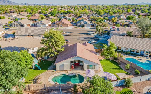 2420 Geronimo St, Chandler, AZ 85225-2341