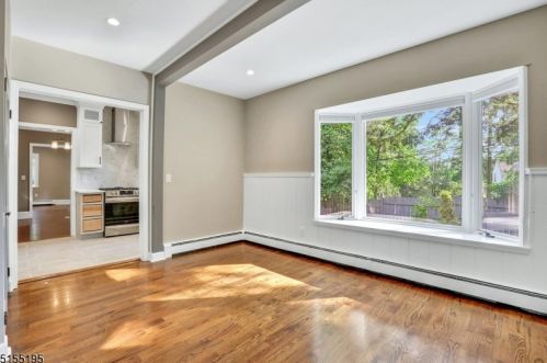 200 Mtn Way, Greystone Park NJ  07950-1905 exterior