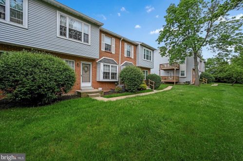 1009 Northridge Dr, Norristown, PA 19403-2998