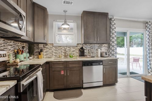 913 Belleview Cir, Beaufort SC  29902-6917 exterior