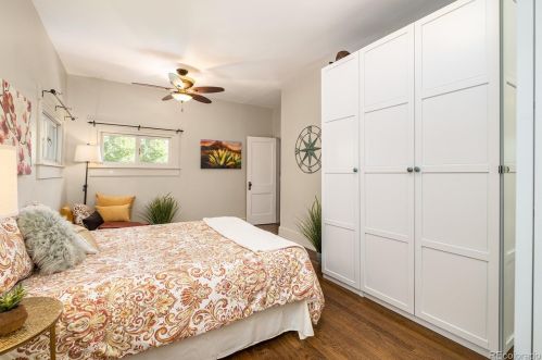 1016 Cook St, Denver CO 80209-4922 exterior