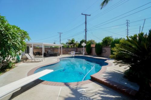 11607 Cullman Ave, Whittier CA  90604-3610 exterior