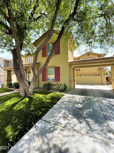 3827 Yeager Dr, Gilbert, AZ 85295-1613