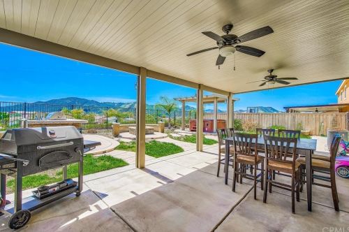 34121 Camelina St, Lake Elsinore CA  92532-2958 exterior