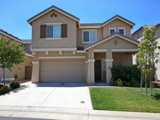 1540 Blue Raven St, Roseville, CA 95747-4641