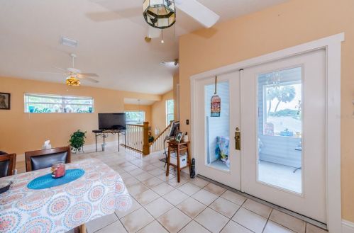 4832 Sunset Blvd, Port Richey FL  34668-6443 exterior