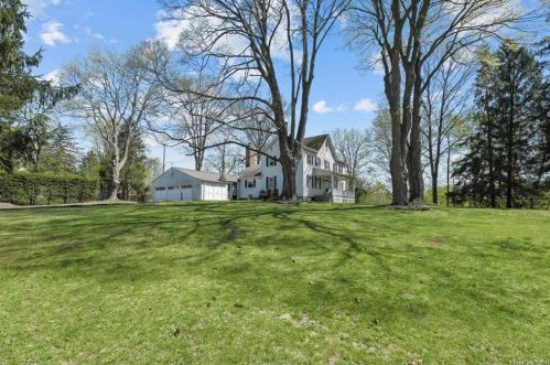 12 Highland Ave, Walden NY  12586-1402 exterior