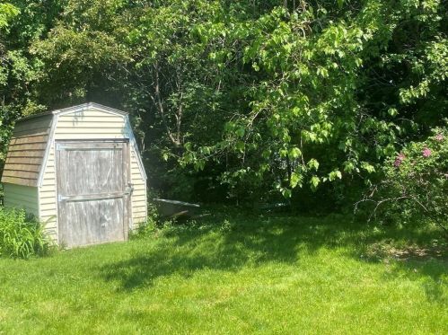 23 Summerhill Ave, Worcester MA 01606-2237 exterior