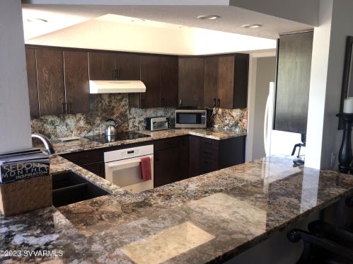 40 Pinon Dr, Sedona AZ 86336-5047 exterior