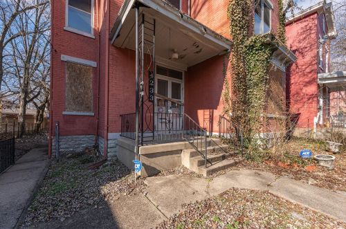 4233 Brookside Ave, Cincinnati OH  45223-2162 exterior
