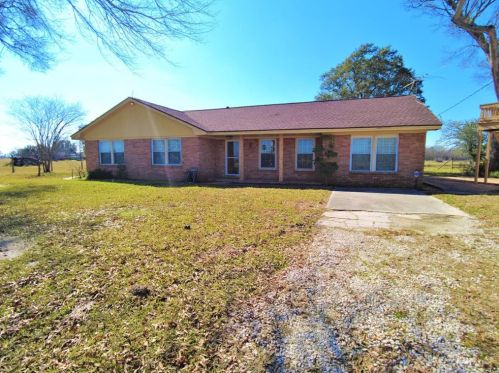 1208 County Road 610, Mont Belvieu, TX 77535