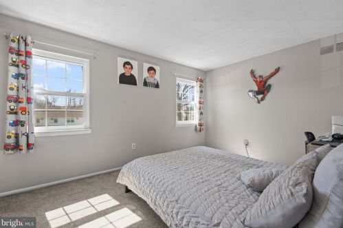 3027 Byberry Rd, Philadelphia PA  19154-1842 exterior