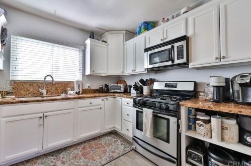 2019 Oliver Ave, San Diego CA 92109-5543 exterior