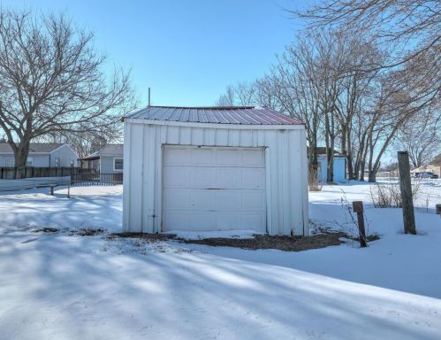 490 Toledo Ave, Marion OH  43302-2145 exterior