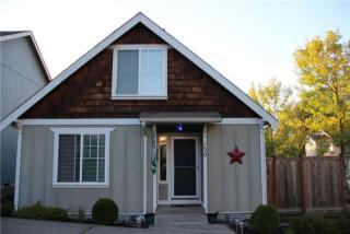 720 29th Ave, Puyallup, WA 98374-1213