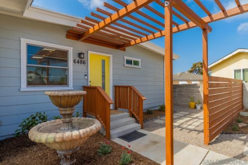 6486 Montezuma Rd, San Diego, CA 92115-2639