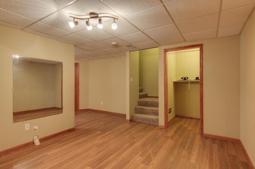 1221 Irving Ave, Minneapolis MN 55419-1126 exterior