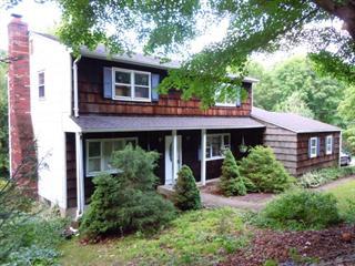 207 Mooney Rd, Roxbury Township, NJ 07836-9233