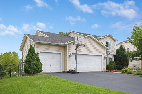 2122 Groveland Way, Prior Lake, MN 55379-4339