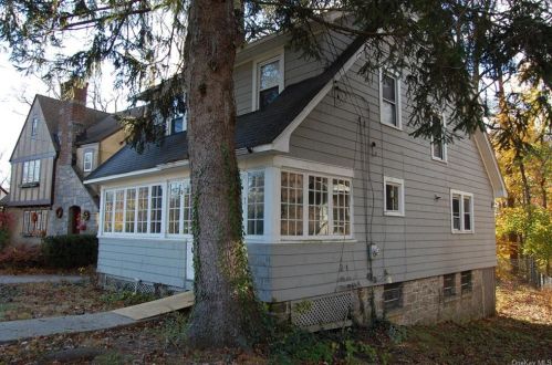 922 Webster Ave, New Rochelle, NY 10804-3533