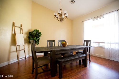 1824 Pinto Dr, Gilbert AZ  85296-3223 exterior